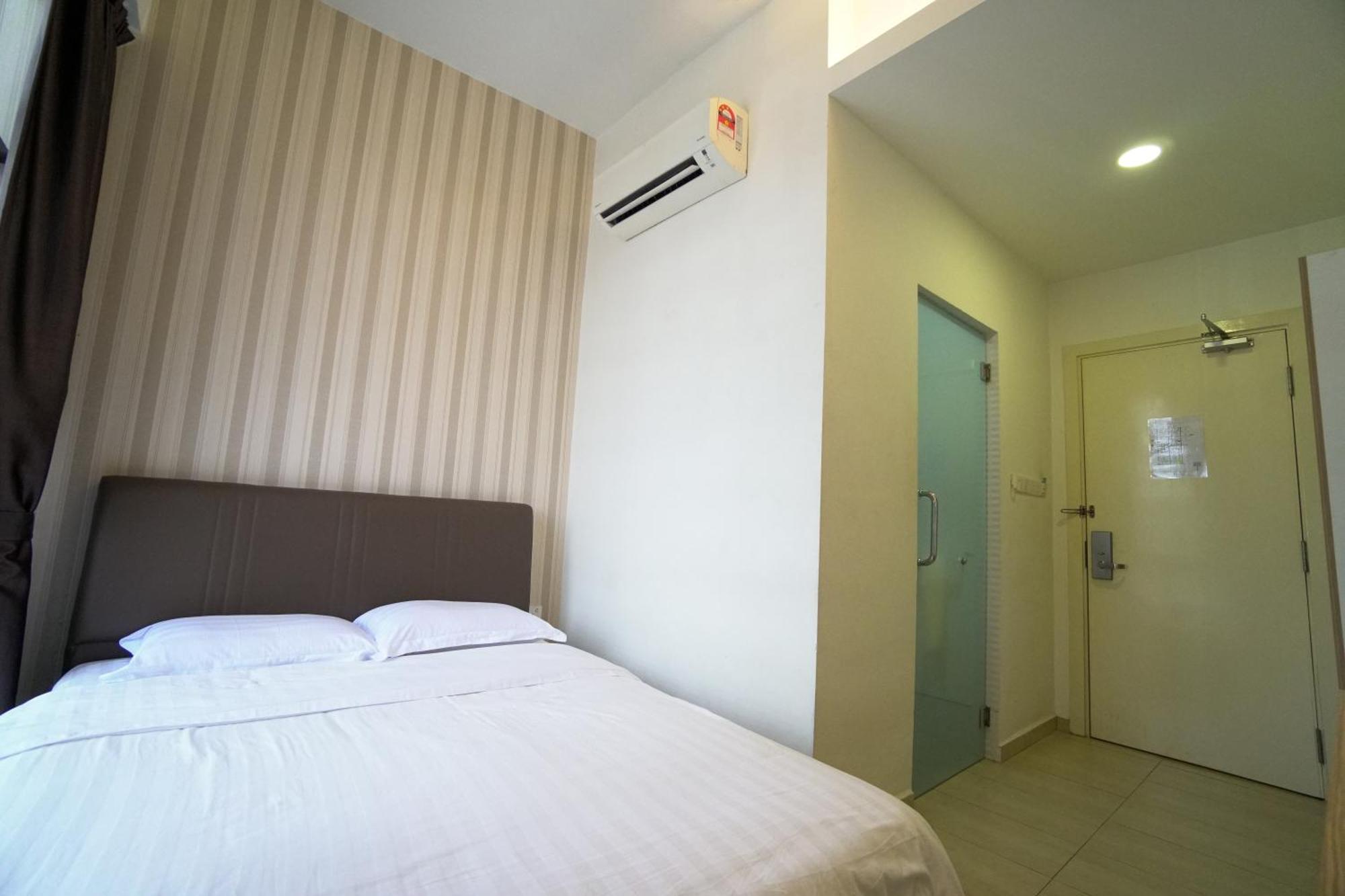 Crystal Garden Hotel - Seri Kembangan Eksteriør bilde