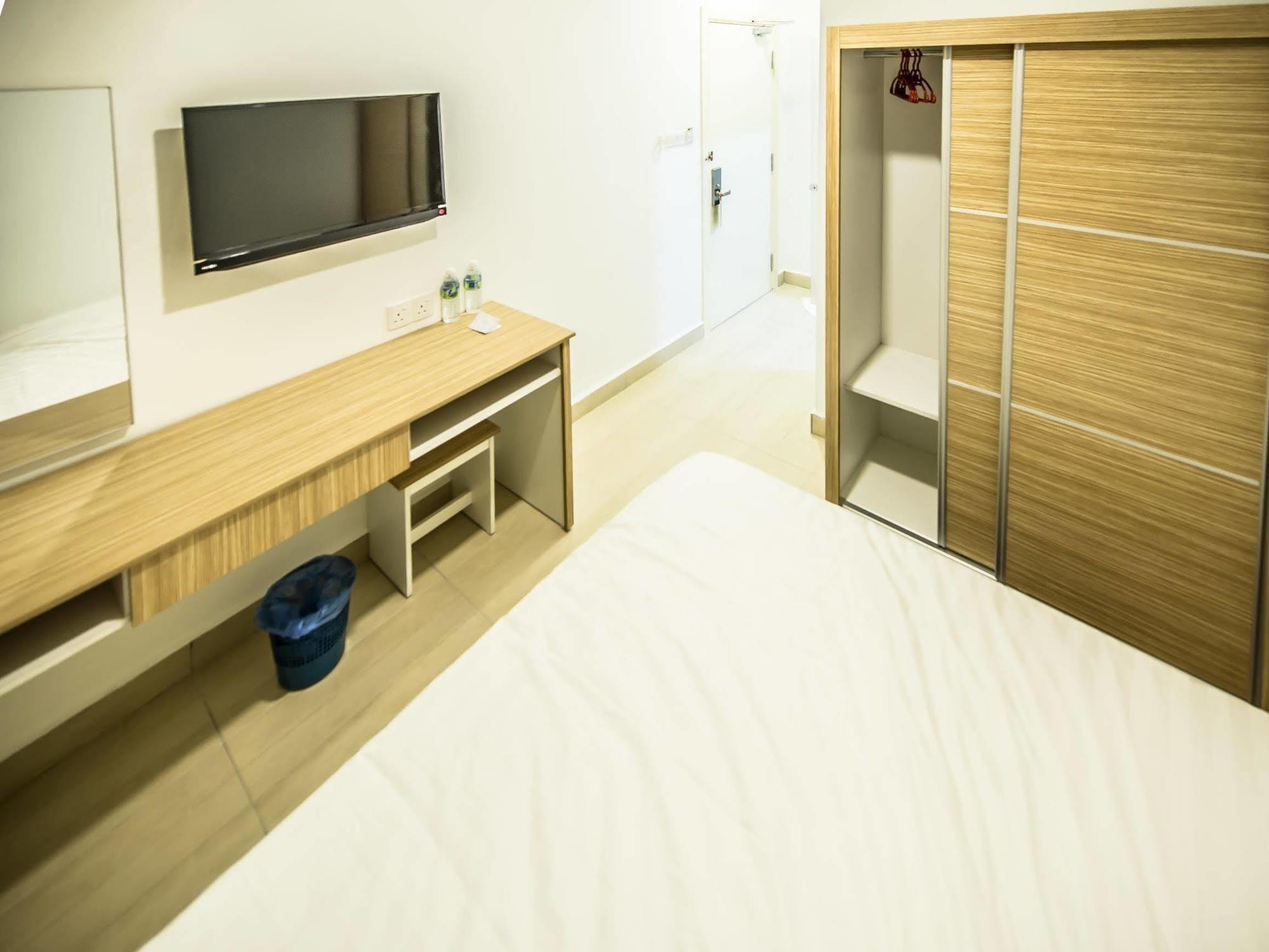 Crystal Garden Hotel - Seri Kembangan Eksteriør bilde